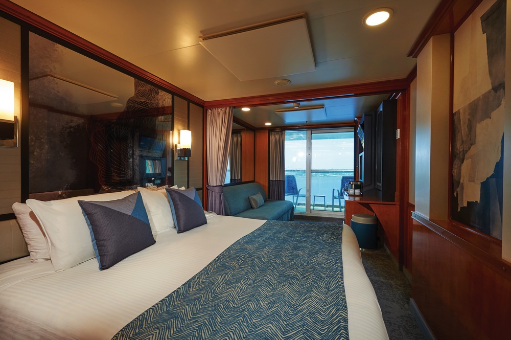 Club Balcony Suite